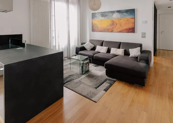 Casa Penelope Milan